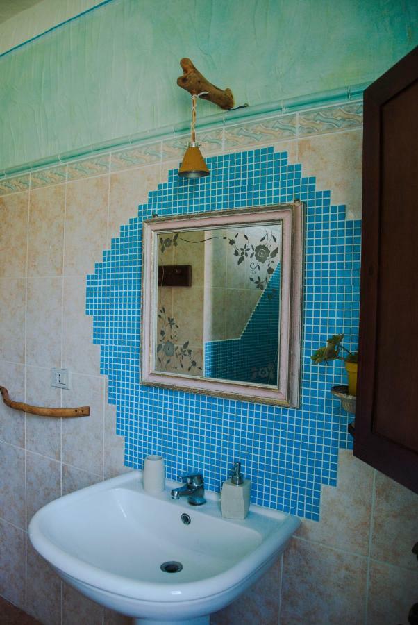 B&B Terra E Paglia Marrùbiu Eksteriør bilde